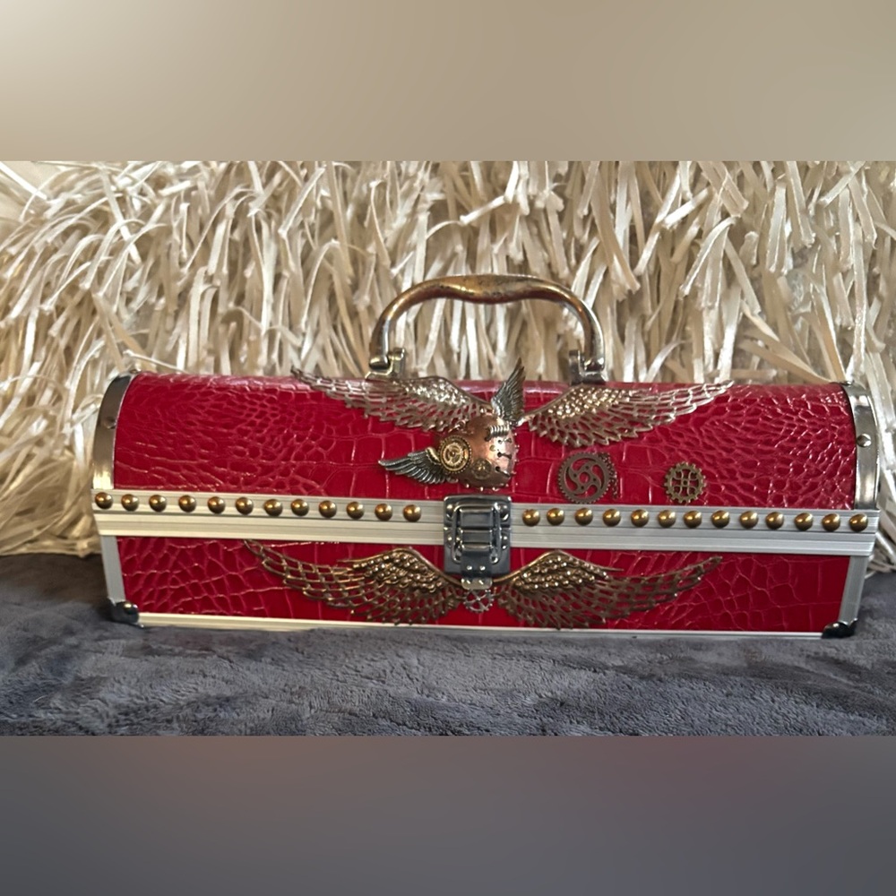 ONE OF A KIND VINTAGE STYLE WINE CASE HOLDER STEAMPUNK NAVY PIRATE CONNISSEAUR